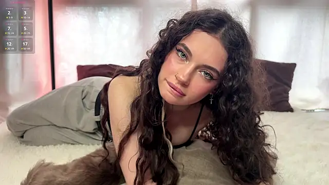 Moonfaairy online show from 04-03-26, 05:36