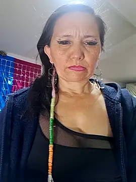 Alexamontiel  online show from 04-06-26, 04:30