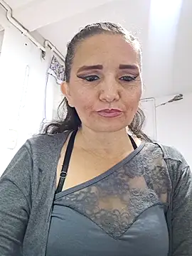 Snapshot of Alexamontiel_ chatting on 02-14-26, 03:12 Alexamontiel online show from 02-14-26, 03:12