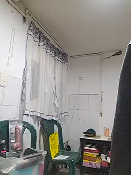 Snapshot of Alexamontiel_ chatting on 02-13-26, 12:49 Alexamontiel online show from 02-13-26, 12:49