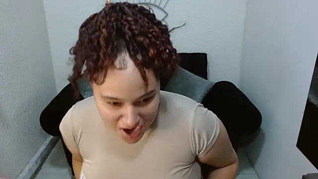 leilanewgirl online show from 03-20-26, 12:39