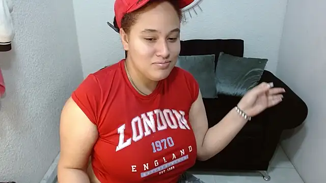 leilanewgirl online show from 04-15-26, 12:32