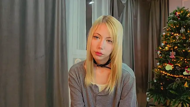 UWU flower online show from 02-16-26, 01:32