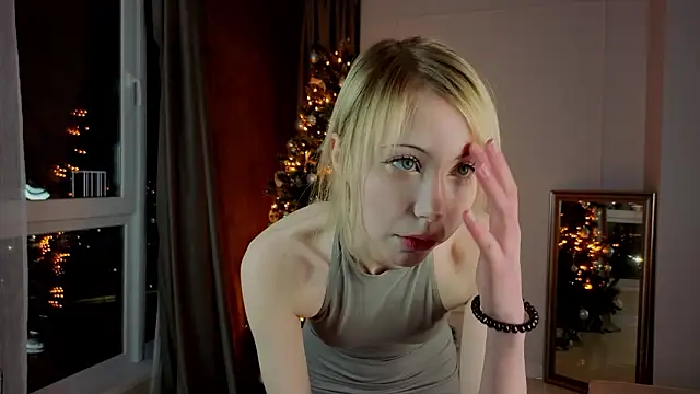 UWU flower online show from 02-13-26, 02:28