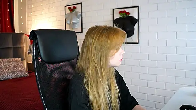 AmyNox online show from 06-18-26, 01:16