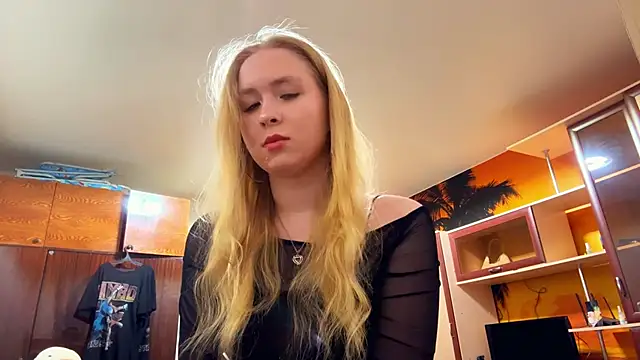 RoseBakeer online show from 02-15-26, 09:25