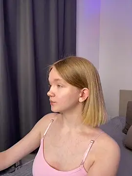 StellaBunny online show from 04-22-26, 11:17