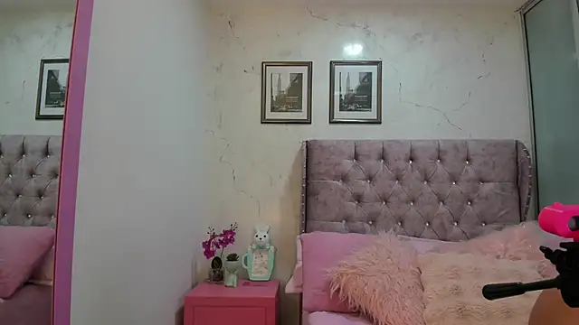 LuciadelaVega online show from 02-26-26, 11:32