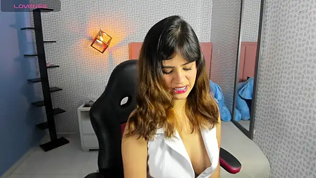 KAROLAGREY online show from 03-28-26, 12:28