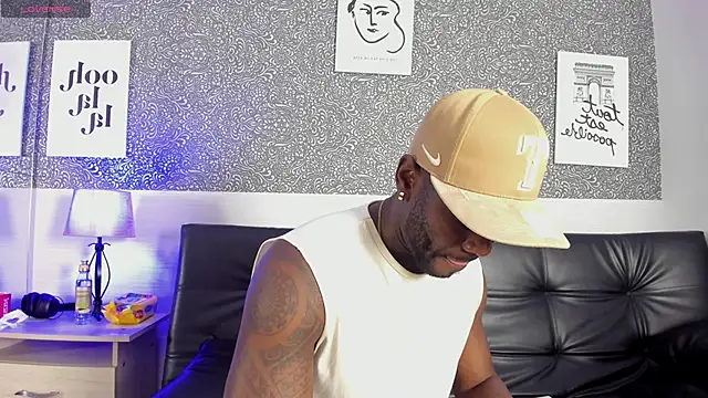 Snapshot of Mark_Vega chatting on 02-17-26, 03:04 Mark Vega online show from 02-17-26, 03:04