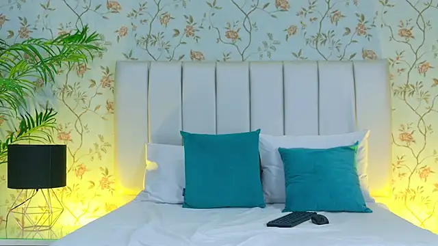 Brisa Silva online show from 02-24-26, 11:44