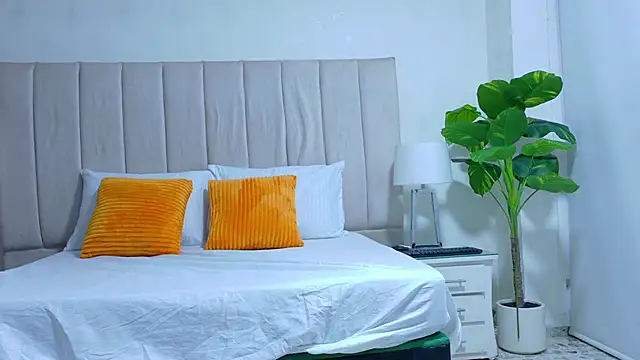 Brisa Silva online show from 02-21-26, 11:23