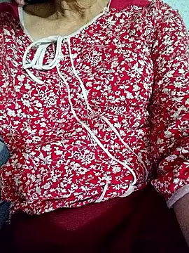 Layla luvv online show from 02-25-26, 10:15