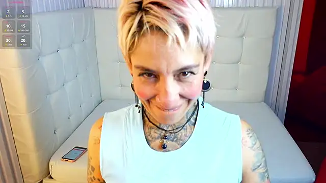 Everlyn sexx online show from 03-24-26, 01:33