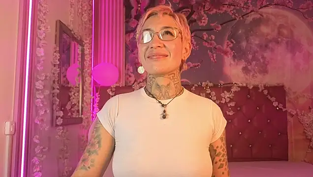 Everlyn sexx online show from 02-21-26, 03:58