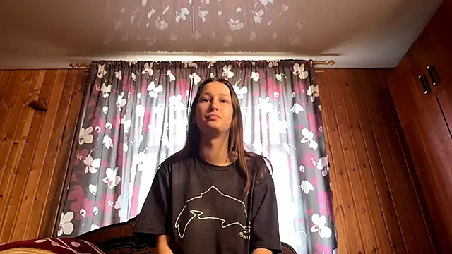 VickieKush online show from 02-11-26, 06:02