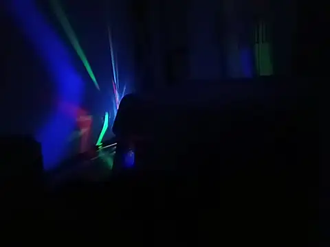 EroticCouple1 online show from 03-03-26, 09:22