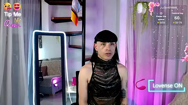 DanniHotBoy02 online show from 06-11-26, 08:50