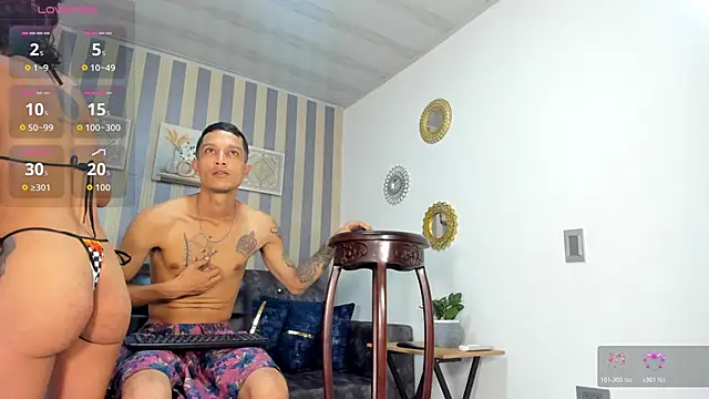 Snapshot of Max_and_anny chatting on 02-21-26, 12:18 Max and anny online show from 02-21-26, 12:18