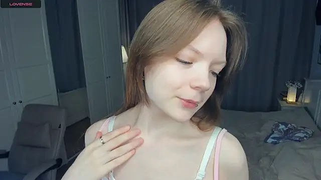 LavenderMitten online show from 05-30-26, 05:36