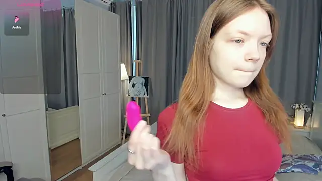 LavenderMitten online show from 05-24-26, 05:51