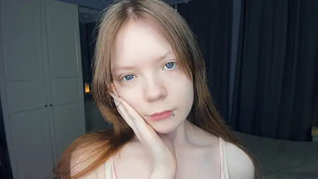 LavenderMitten online show from 04-05-26, 05:47