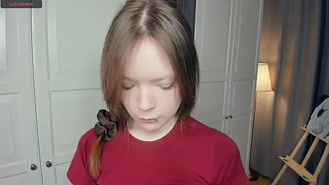 LavenderMitten online show from 04-24-26, 05:53
