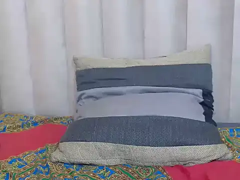 Snapshot of KandiBoo26 chatting on 02-14-26, 06:30 KandiBoo26 online show from 02-14-26, 06:30