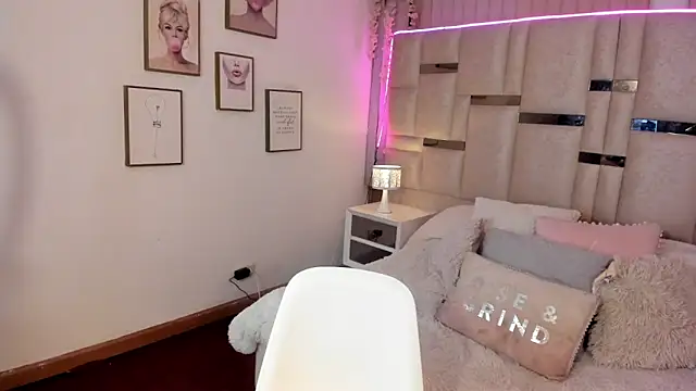 Maya-jhons online show from 03-11-26, 10:42