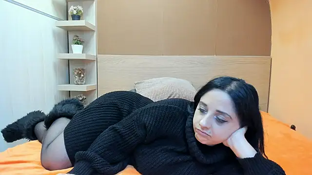PinkyTwerkyX online show from 03-18-25, 05:45