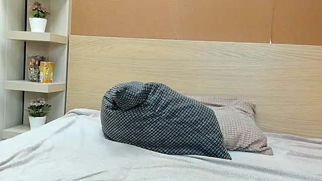 PinkyTwerkyX online show from 02-04-26, 03:40