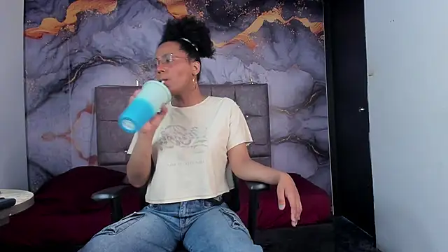 Snapshot of CataleyaMoon_ chatting on 02-11-26, 07:14 CataleyaMoon online show from 02-11-26, 07:14