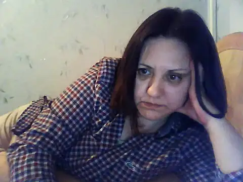 LockyCharm111 online show from 04-21-26, 05:30