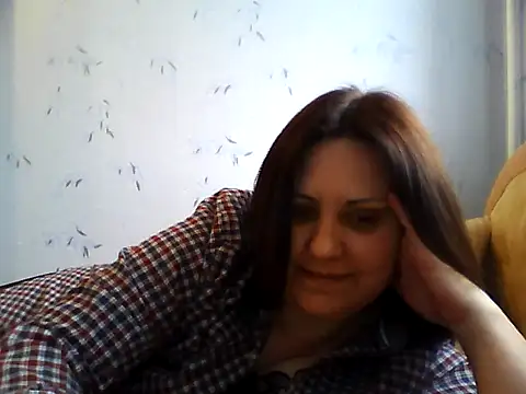 LockyCharm111 online show from 04-23-26, 03:24