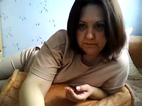 LockyCharm111 online show from 05-13-26, 04:30