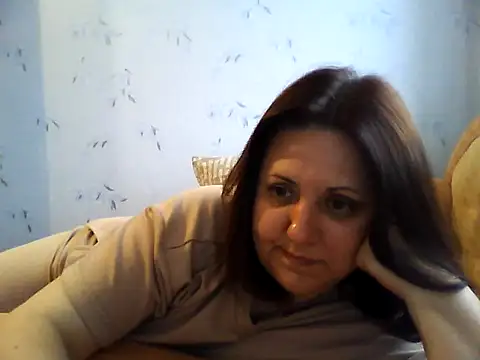 LockyCharm111 online show from 06-02-26, 03:56