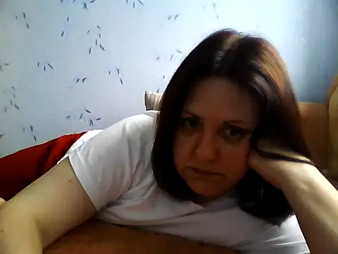 LockyCharm111 online show from 06-12-26, 05:38
