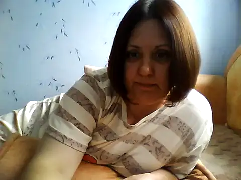 LockyCharm111 online show from 07-09-26, 03:44