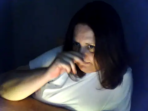 LockyCharm111 online show from 06-30-26, 06:41