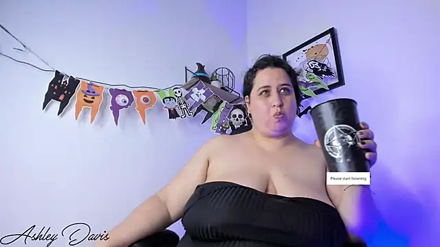 AsshleyDavis online show from 10-23-25, 12:09