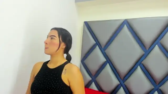dulce 34 online show from 05-27-26, 12:01