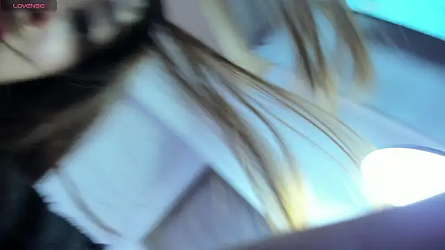 Snapshot of DulcePrince_ chatting on 06-15-26, 01:33 DulcePrince online show from 06-15-26, 01:33