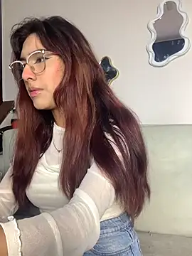 Snapshot of VelariaSoft chatting on 04-16-26, 01:34 VelariaSoft online show from 04-16-26, 01:34