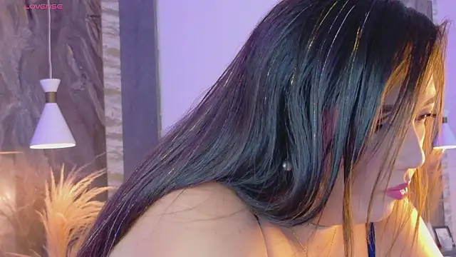 Hannah-Prada online show from 03-18-26, 11:35