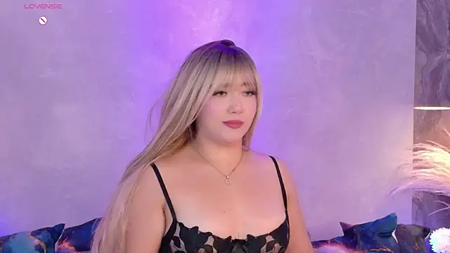 Hannah-Prada online show from 04-17-26, 12:19