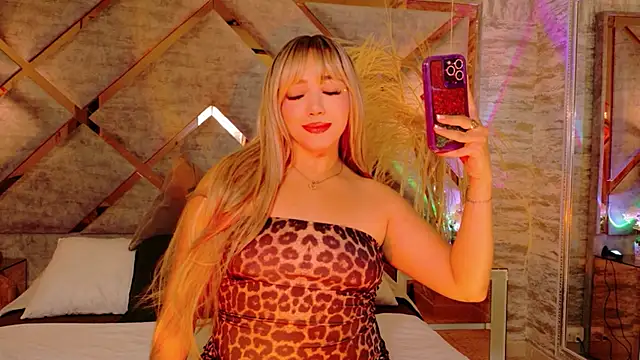 Hannah-Prada online show from 04-18-26, 11:56