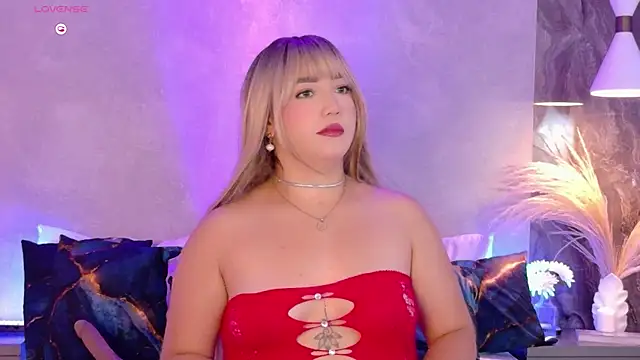 Hannah-Prada online show from 04-24-26, 11:34