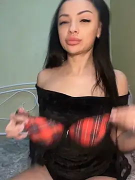 Layana Ro online show from 02-21-26, 05:15