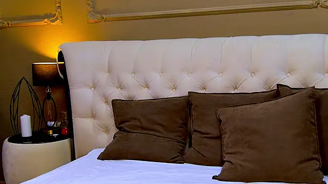 YourSweetArya online show from 03-26-26, 03:10