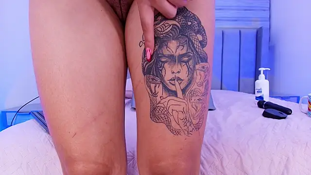 Snapshot of freyhasmith_ chatting on 02-20-26, 06:26 freyhasmith online show from 02-20-26, 06:26